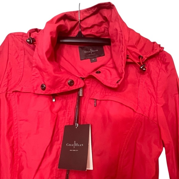 COLE HAAN W's Crinkled cotton/nylon rain coat /Size: M Red - Picture 2 of 9